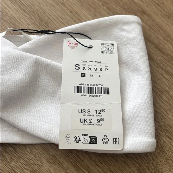 💜NWT💜 Zara Red Twisted Bandeau Top - Picture 3 of 7